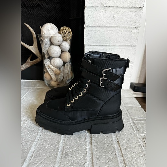 ZARA QUILTED NYLON LOW HEEL ANKLE BOOTS Size 7 - Picture 3 of 11